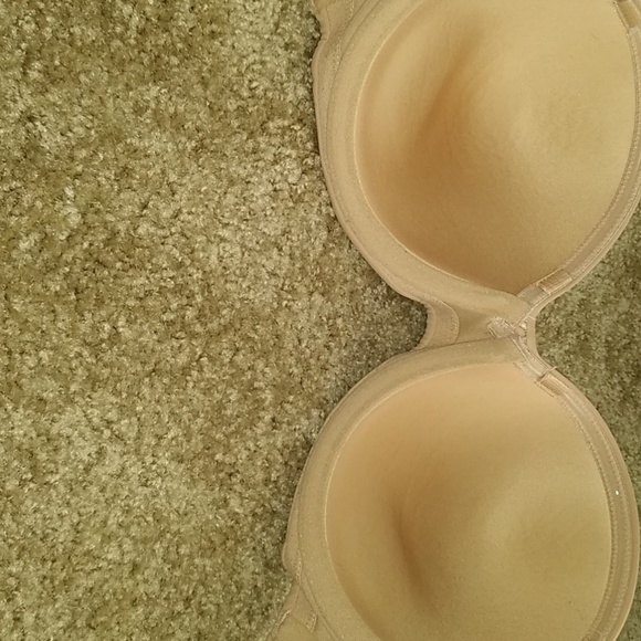 Strapless Bra - Picture 3 of 4